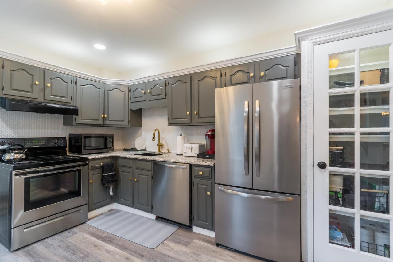 Luxurious Retreat, Parking, Restaurants, Near New Hope, 1Mile Delaware River แลมเบิร์ตวิลล์ ภายนอก รูปภาพ